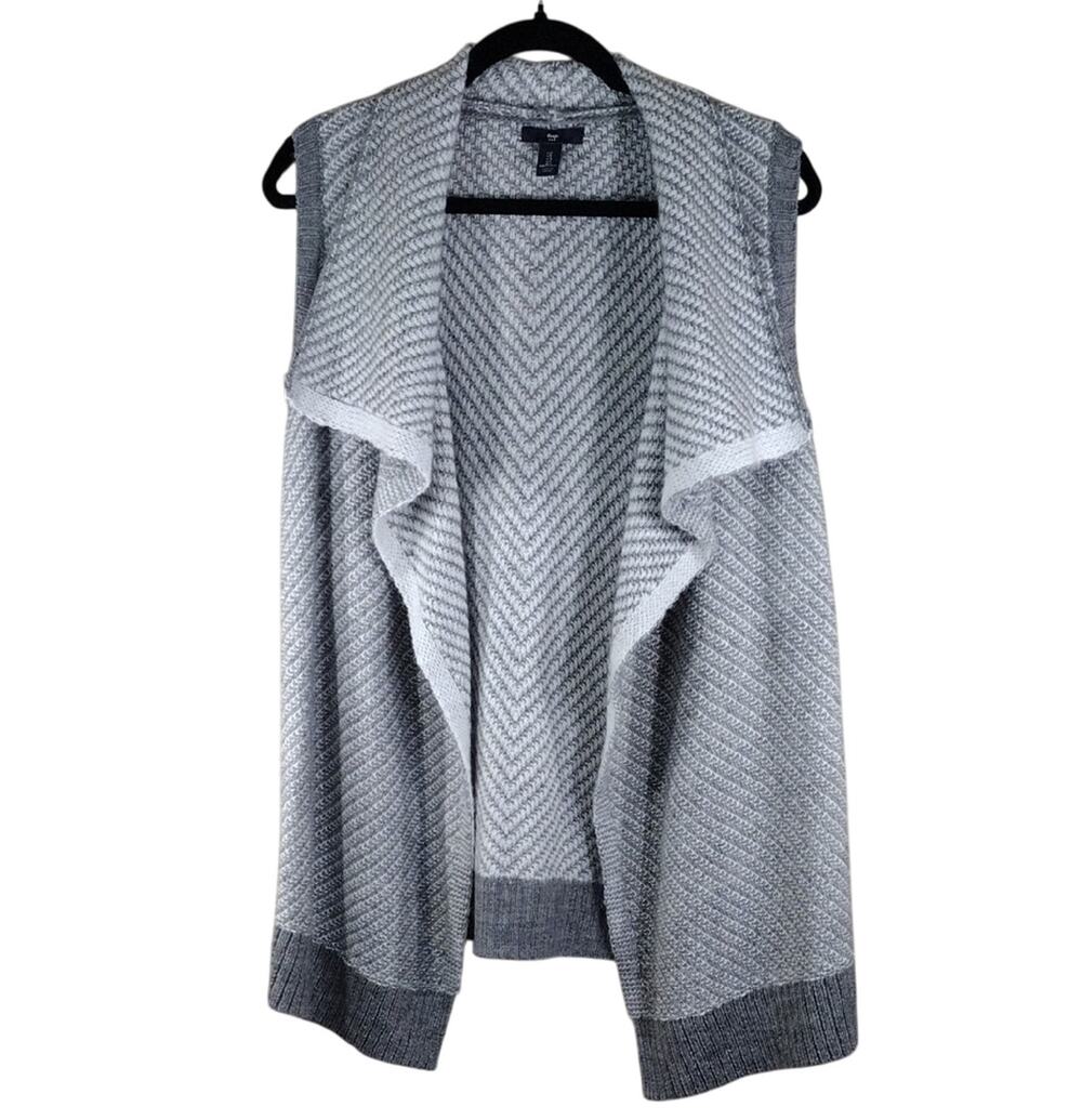 Gap Sweater Vest Women’s Small White Gray Wool Sleeveless Long Shawl Cozy